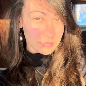 Meet your Posher, Luciana